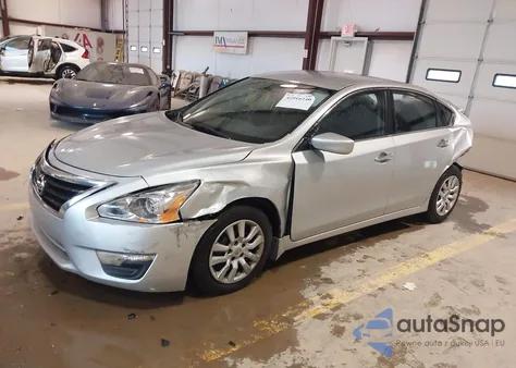 2015 Nissan Altima 2.5 S z USA, uszkodzony, nr VIN 1N4AL3AP9FC432222